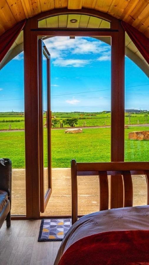 Causeway Country Pods Hotel Bushmills Exterior foto