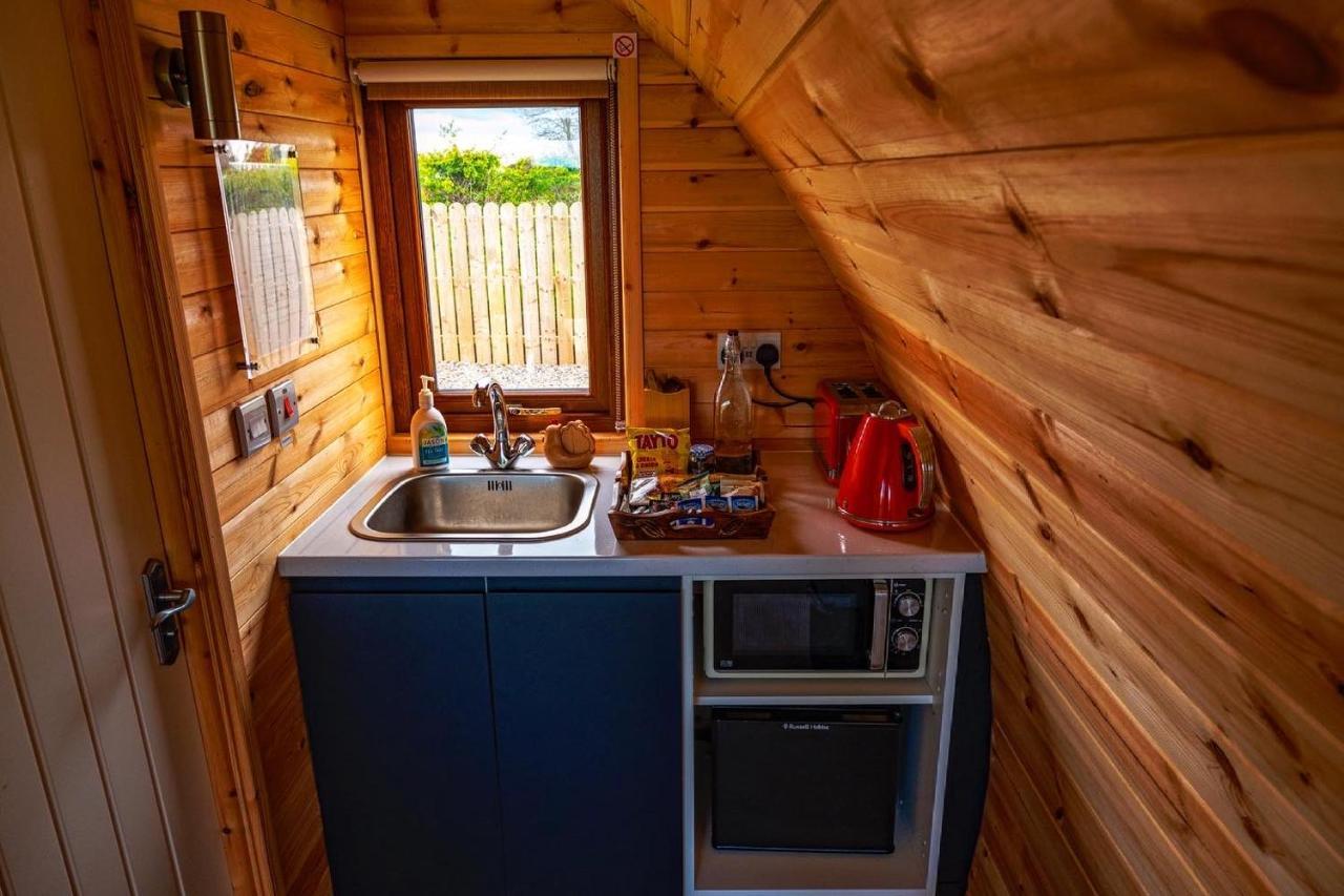 Causeway Country Pods Hotel Bushmills Exterior foto